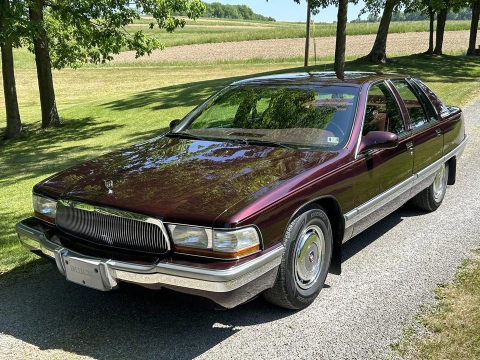 1995 Buick Roadmaster - Image 21 of 31
