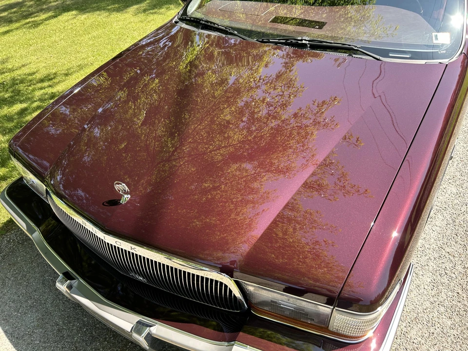 1995 Buick Roadmaster - Image 28 of 31