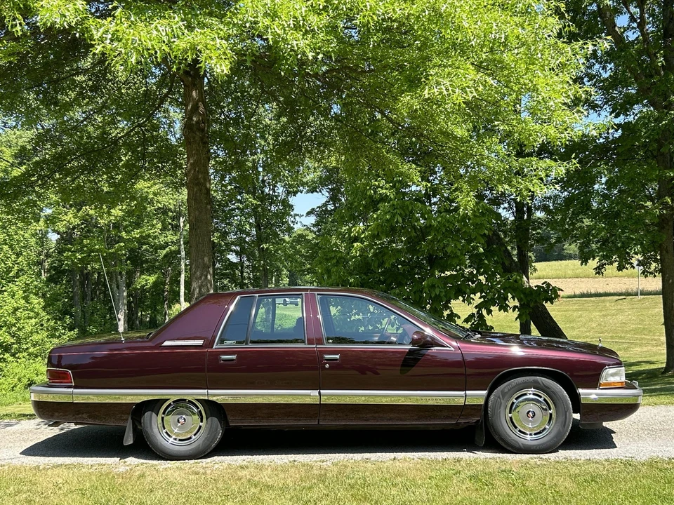 1995 Buick Roadmaster - Image 6 of 31