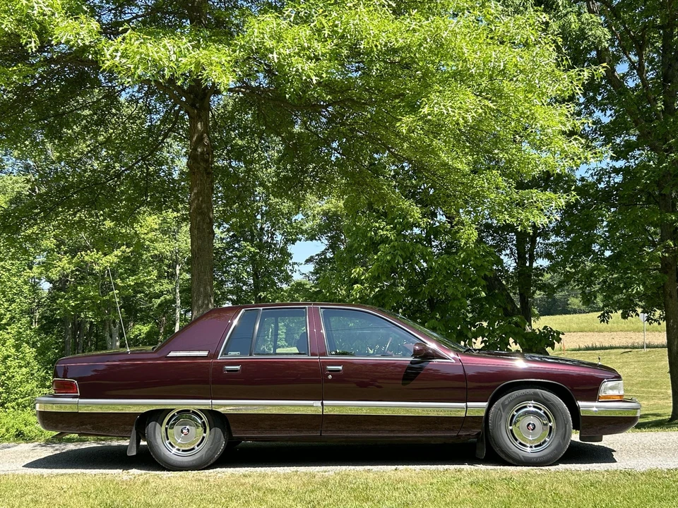 1995 Buick Roadmaster - Image 5 of 31