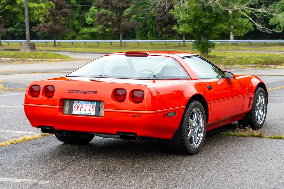 1995 Chevrolet Corvette C4 ZR1 - Image 6 of 31