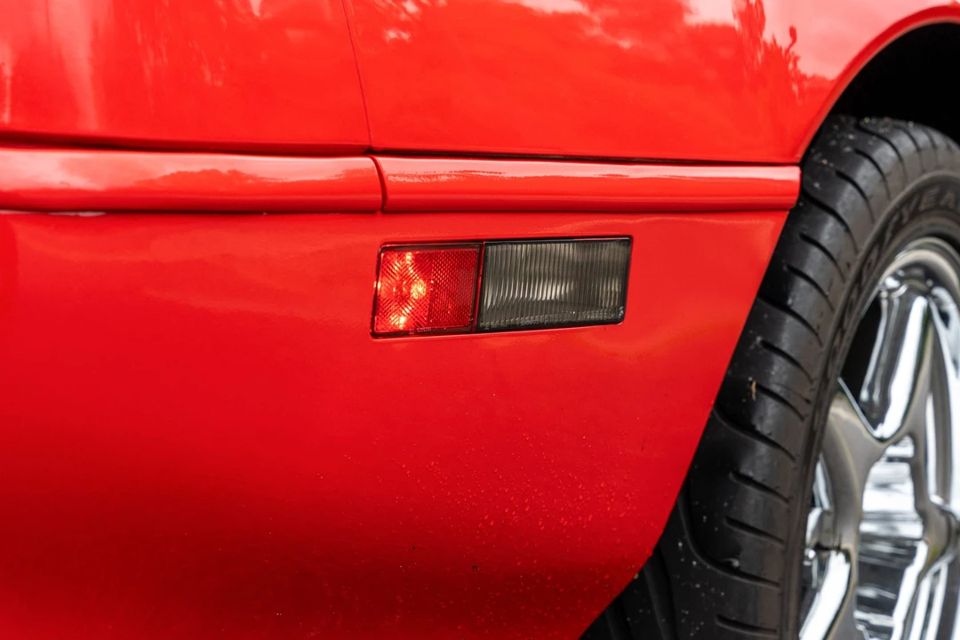 1995 Chevrolet Corvette C4 ZR1 - Image 30 of 31