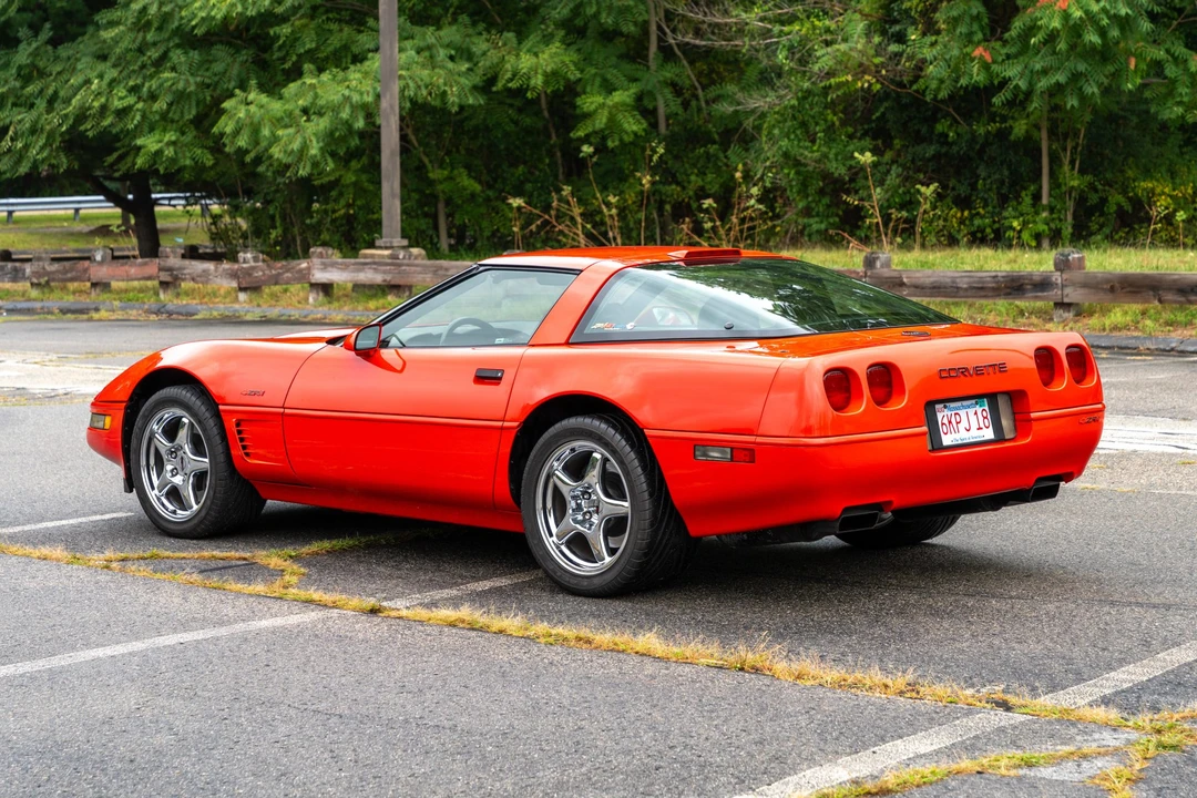 1995 Chevrolet Corvette C4 ZR1 - Image 8 of 31