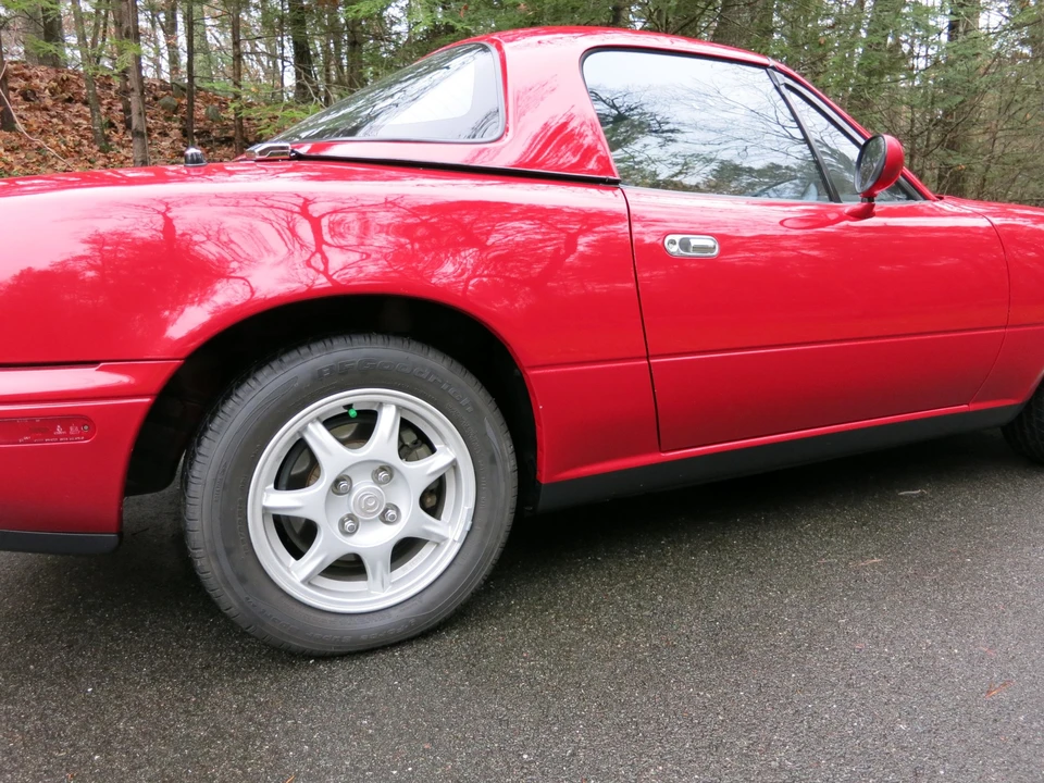 1995 Mazda NA MX-5 Miata - Image 28 of 31