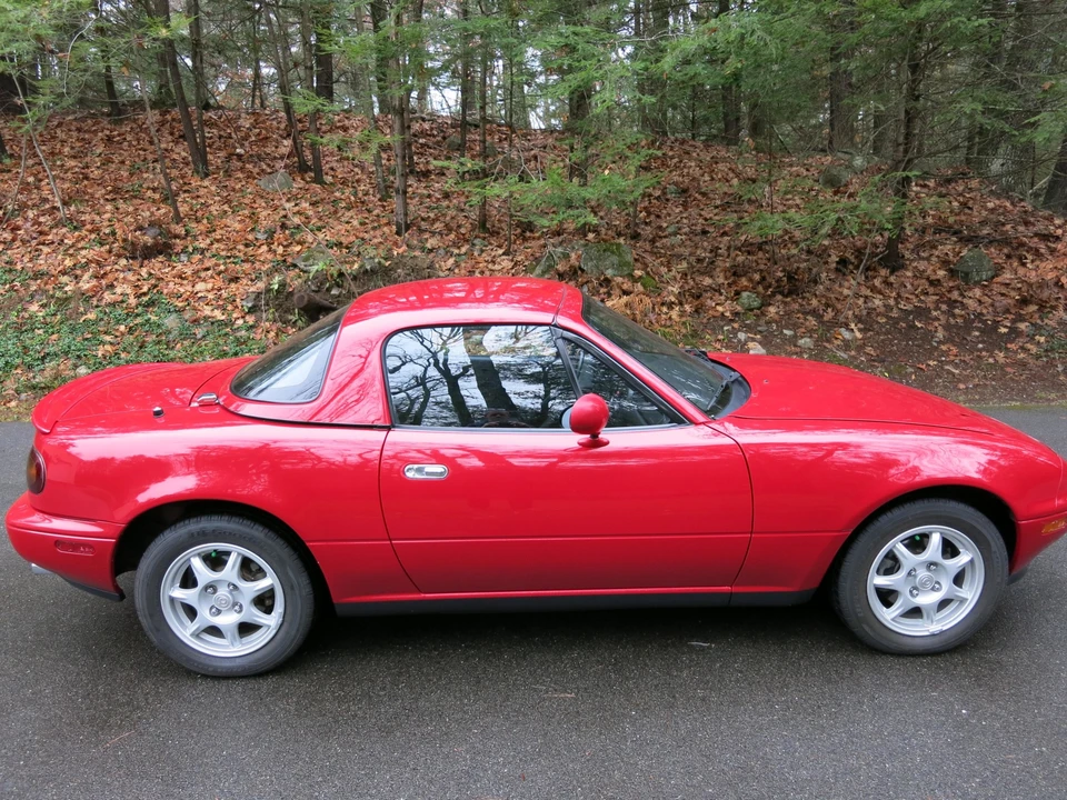 1995 Mazda NA MX-5 Miata - Image 25 of 31