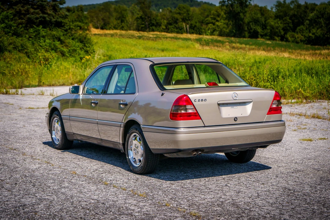 1995 Mercedes-Benz W202 C-Class - Image 6 of 31