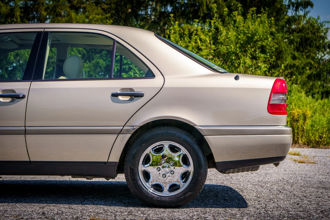 1995 Mercedes-Benz W202 C-Class - Image 30 of 31