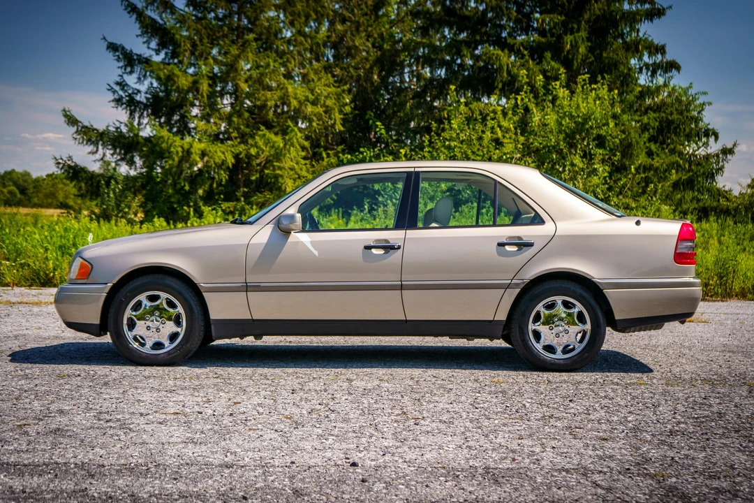 1995 Mercedes-Benz W202 C-Class - Image 4 of 31