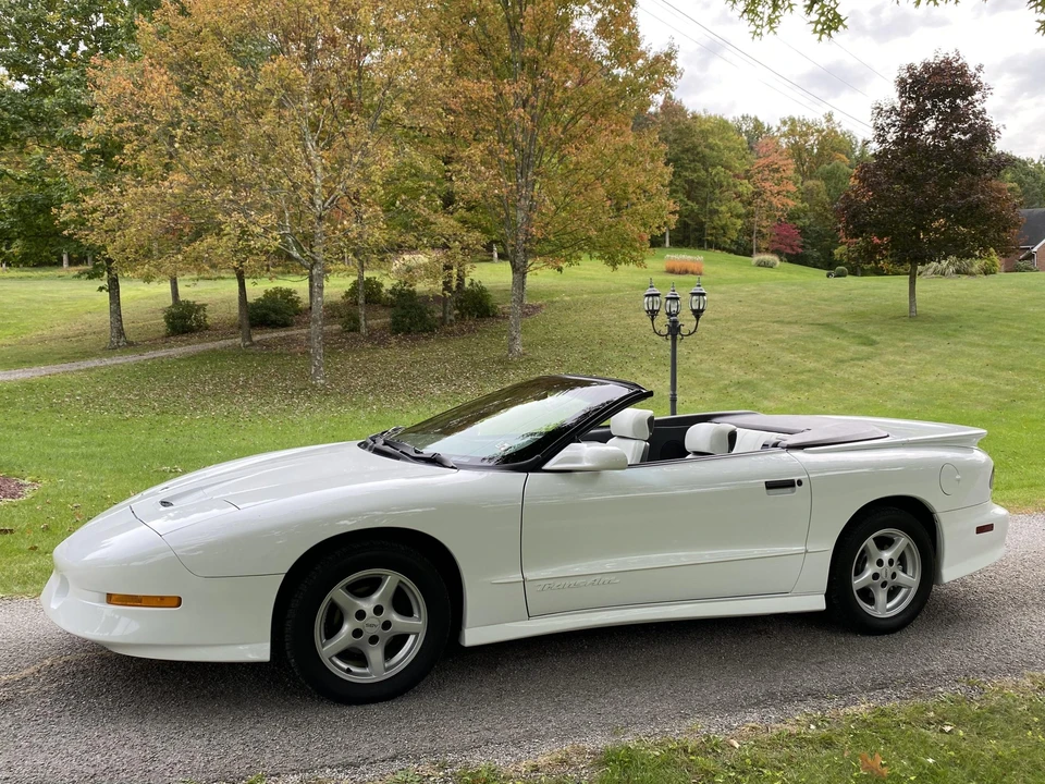 1995 Pontiac Firebird Trans Am 4th Gen - Image 15 of 31