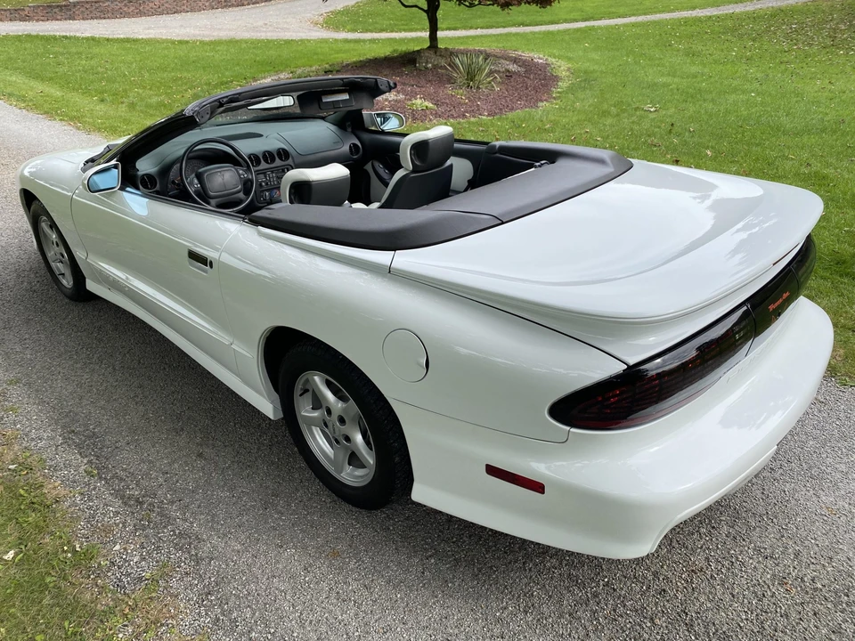 1995 Pontiac Firebird Trans Am 4th Gen - Image 17 of 31