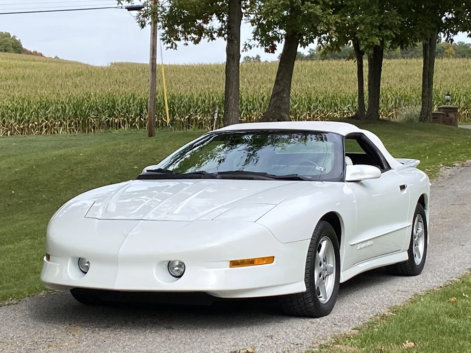 1995 Pontiac Firebird Trans Am 4th Gen - Image 2 of 31