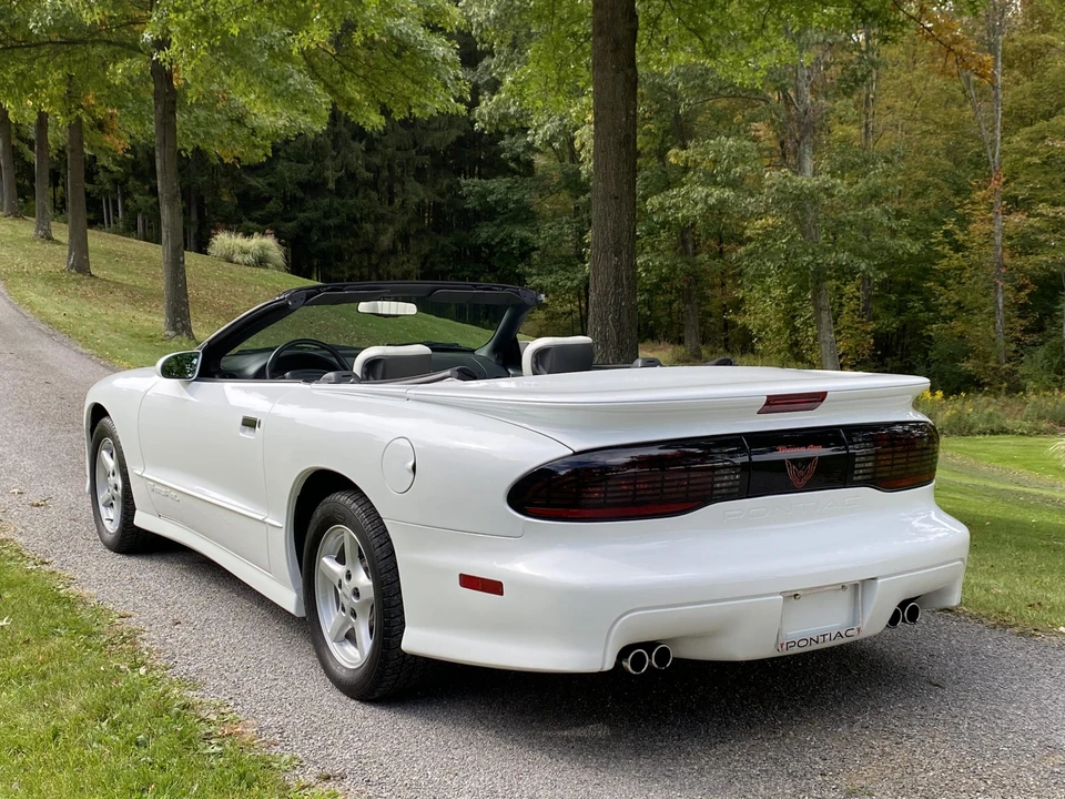 1995 Pontiac Firebird Trans Am 4th Gen - Image 18 of 31