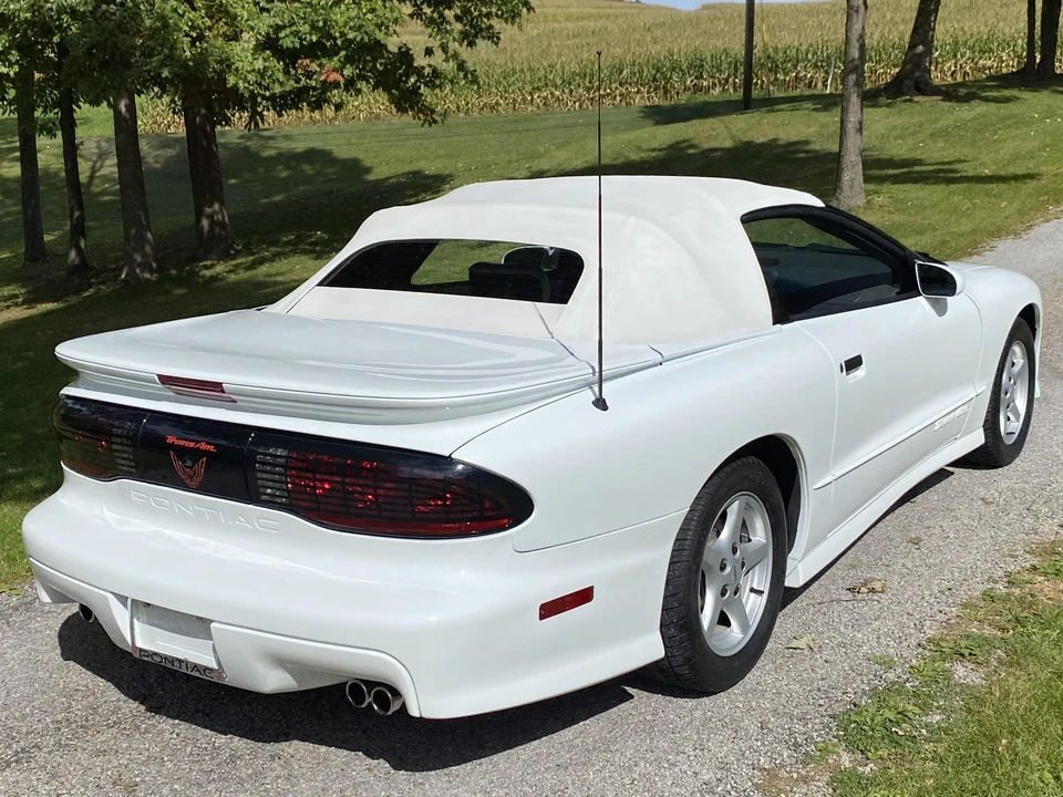 1995 Pontiac Firebird Trans Am 4th Gen - Image 8 of 31