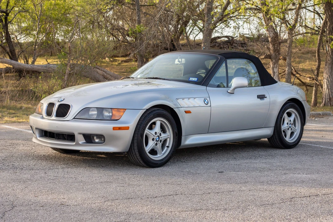 1996 BMW Z3 Roadster - Image 2 of 31