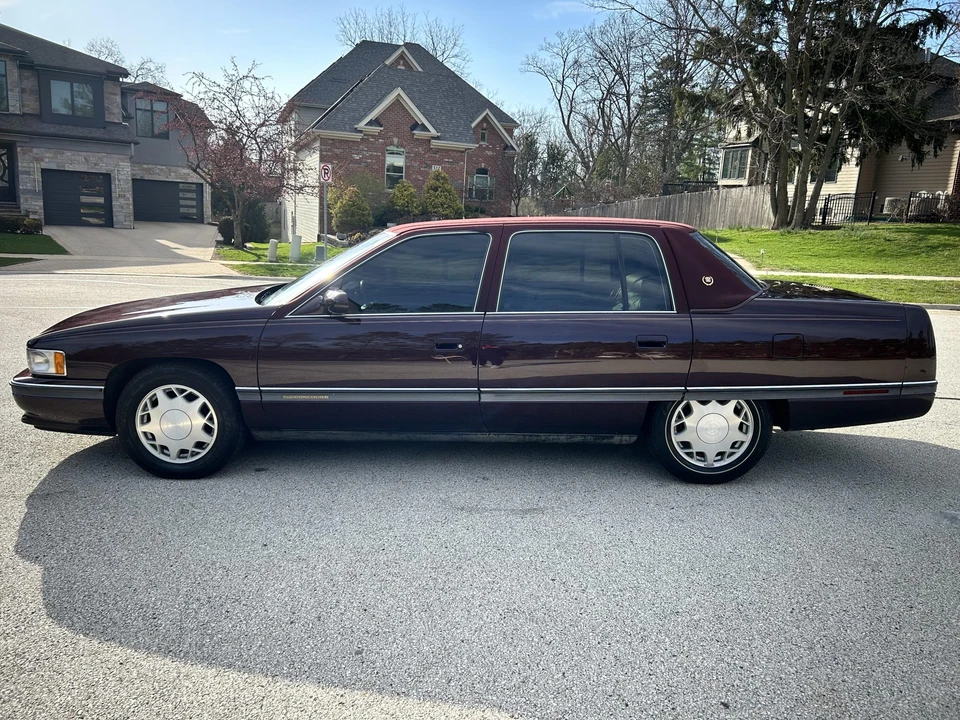 1996 Cadillac DeVille 7th Gen - Image 14 of 31