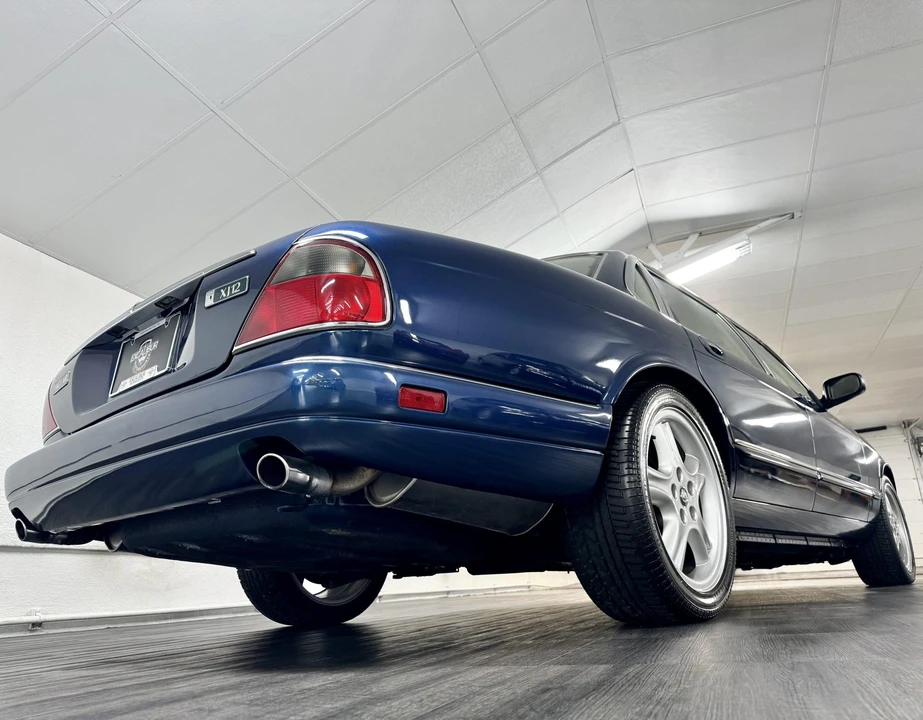 1996 Jaguar X300 XJ - Image 9 of 31