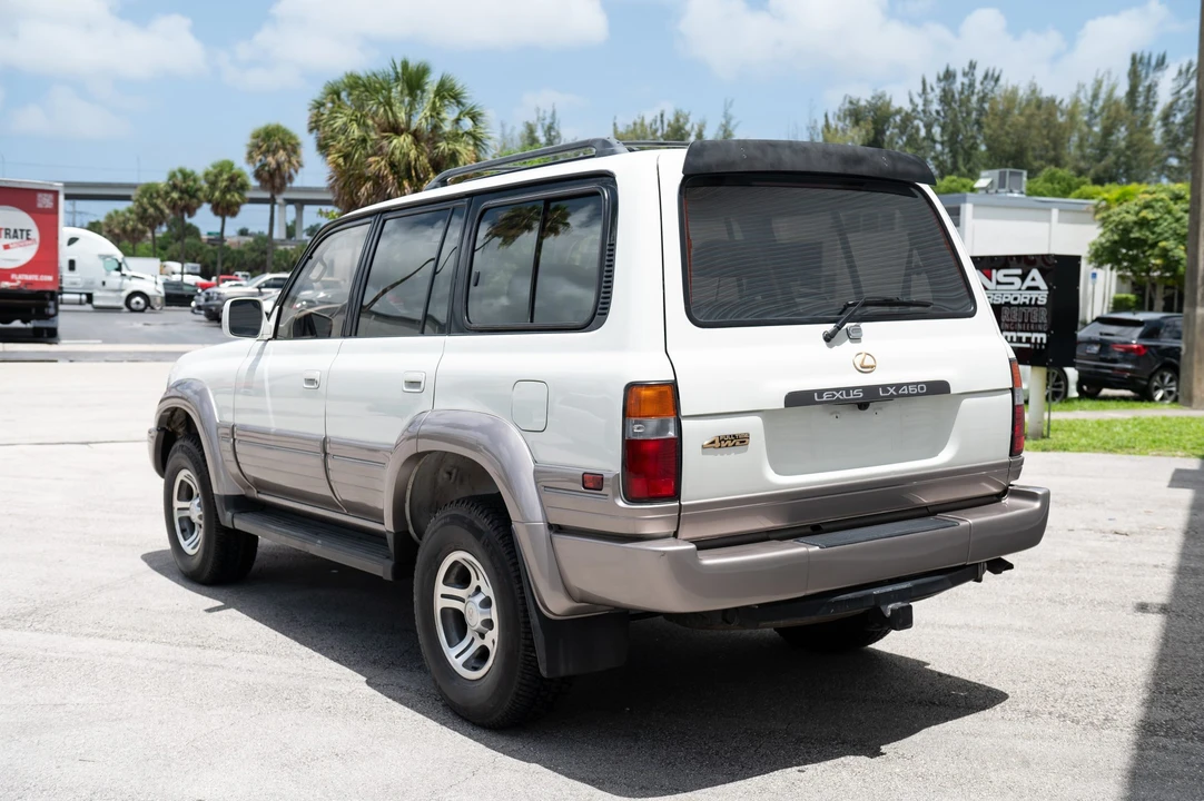 1996 Lexus LX 1st Gen - Image 17 of 31
