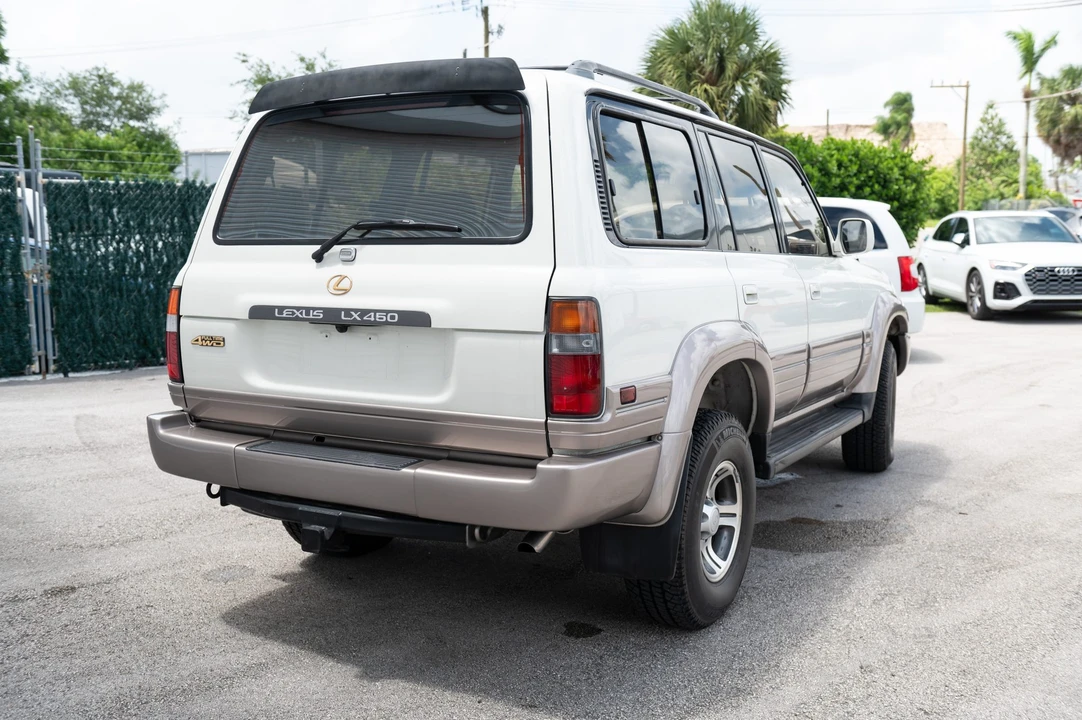 1996 Lexus LX 1st Gen - Image 29 of 31
