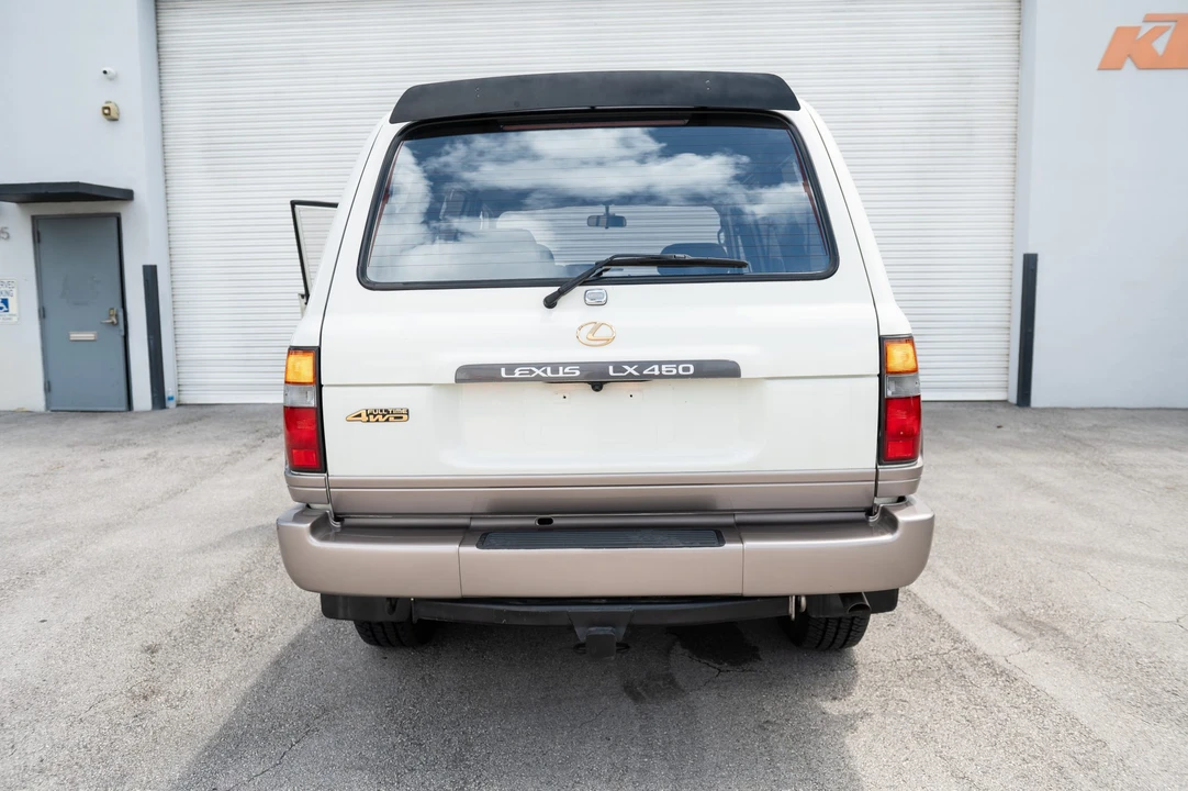 1996 Lexus LX 1st Gen - Image 24 of 31
