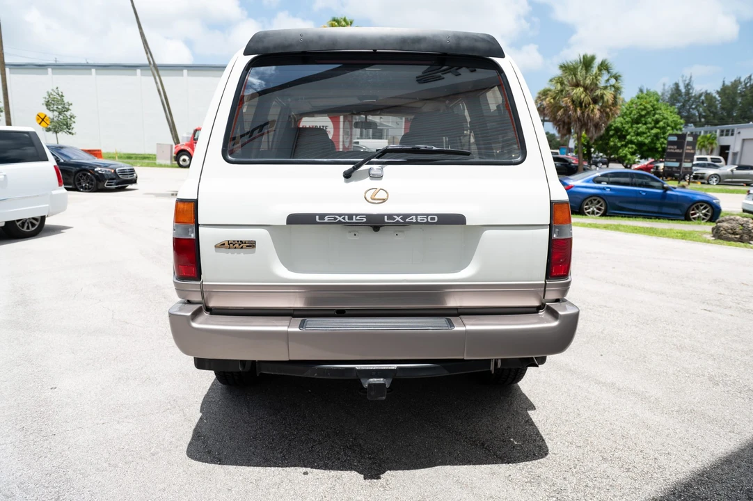 1996 Lexus LX 1st Gen - Image 22 of 31