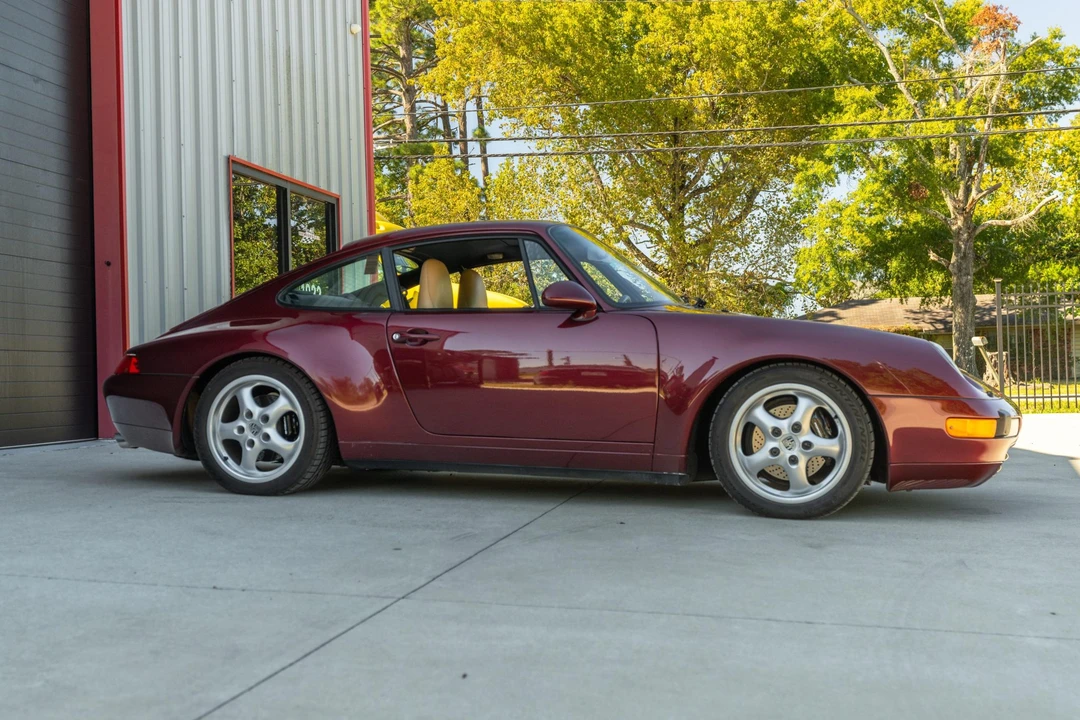 1996 Porsche 993 Carrera - Image 16 of 31