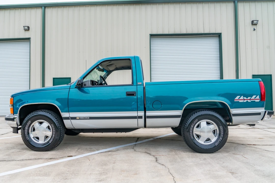 1997 Chevrolet C/K 4th Gen - Image 8 of 31