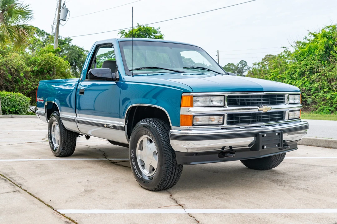 1997 Chevrolet C/K 4th Gen - Image 3 of 31