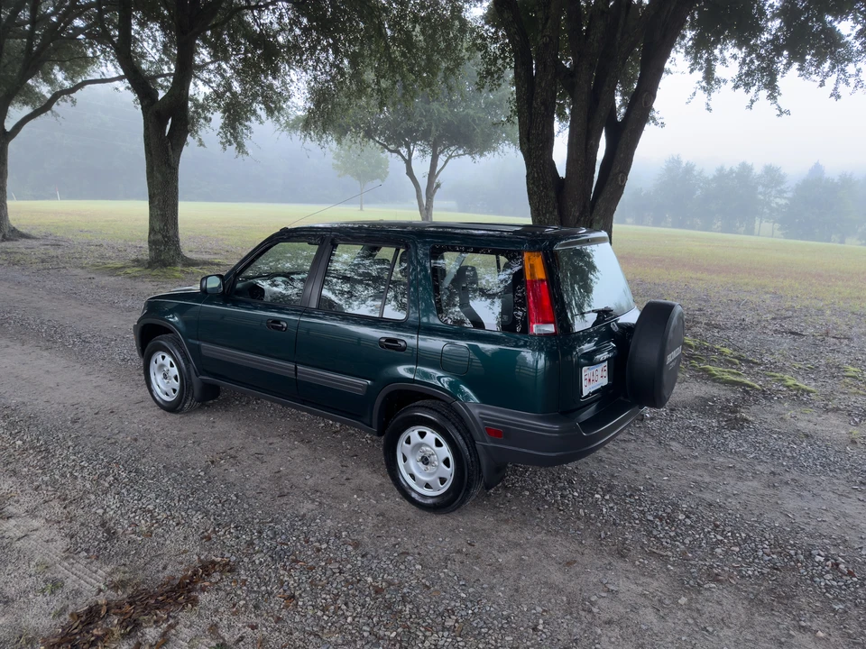 1997 Honda CR-V 1st Gen - Image 9 of 31