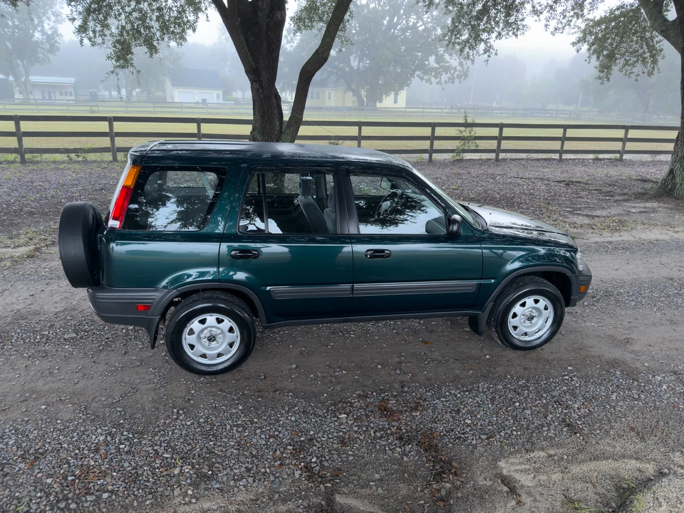 1997 Honda CR-V 1st Gen - Image 5 of 31