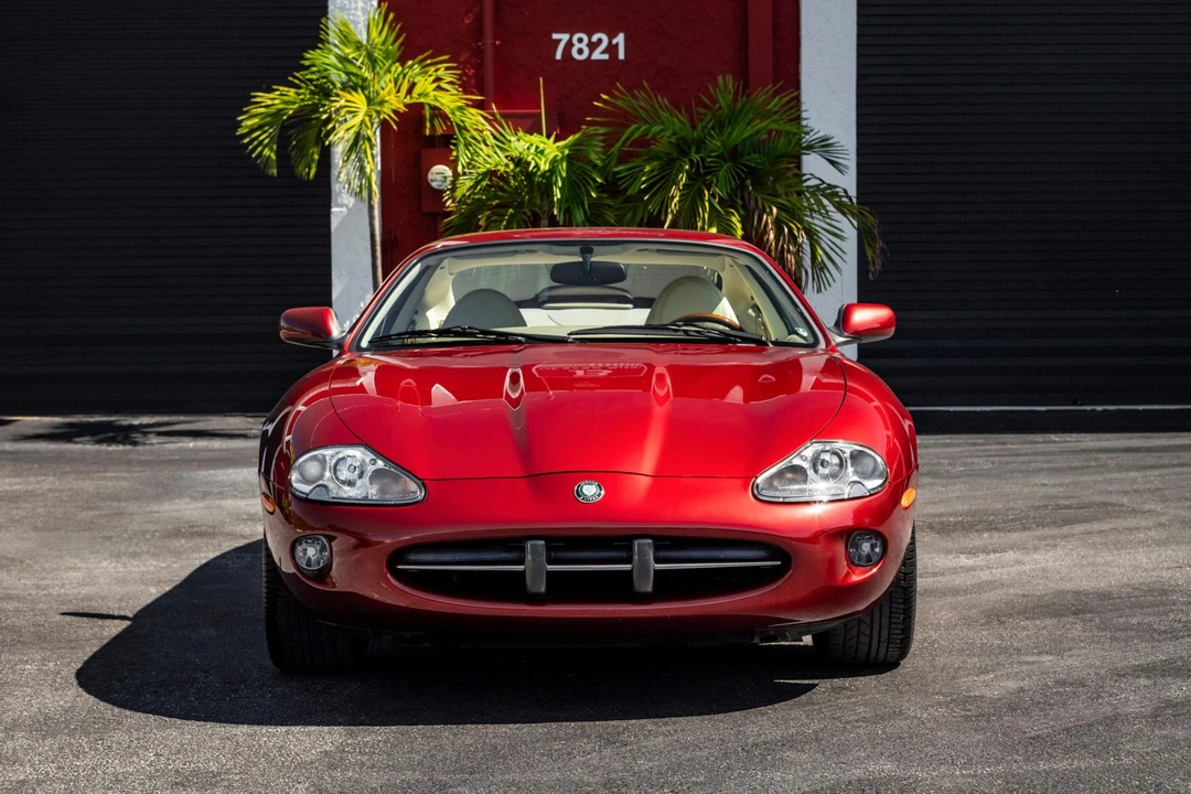 1997 Jaguar X100 XK8 - Image 5 of 31