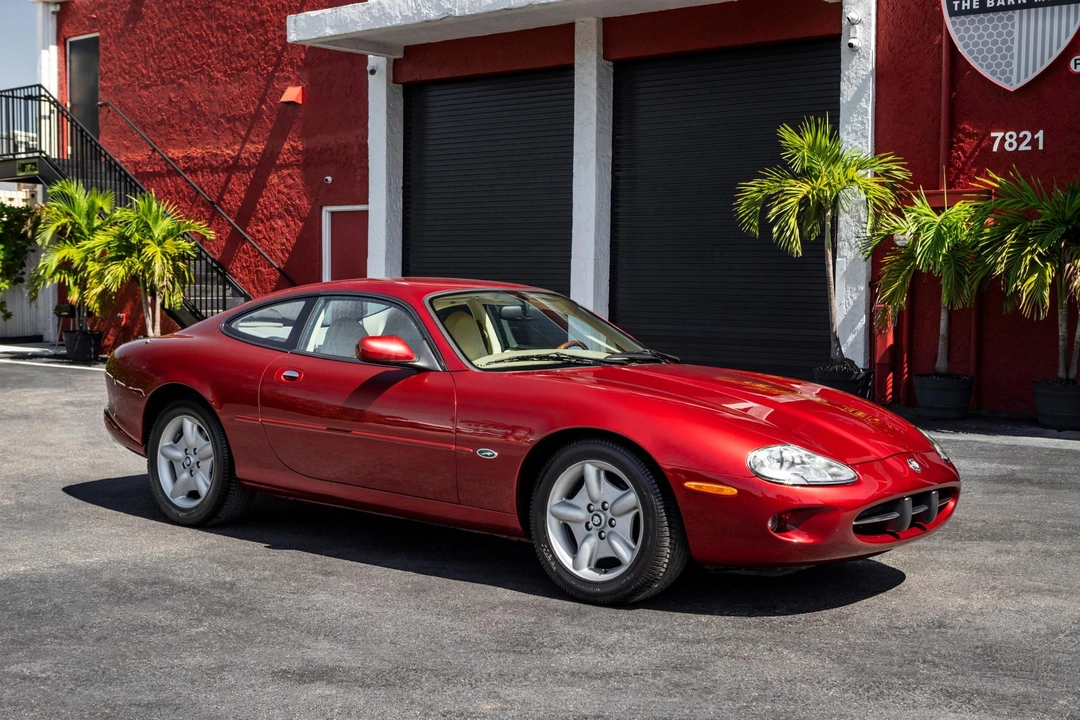 1997 Jaguar X100 XK8 - Image 7 of 31