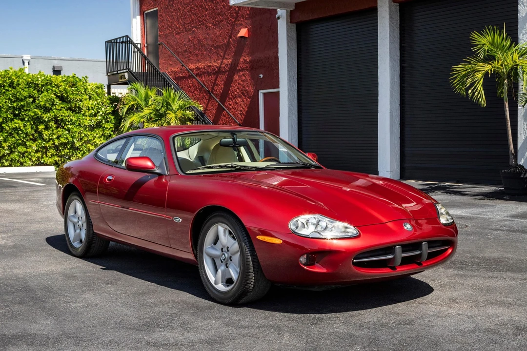1997 Jaguar X100 XK8 - Image 6 of 31