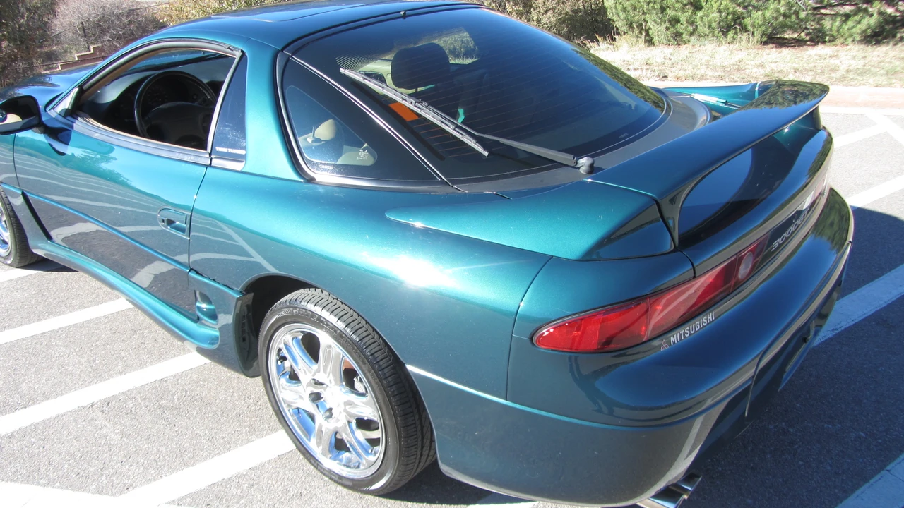 1997 Mitsubishi 3000GT Series 3 - Image 8 of 31