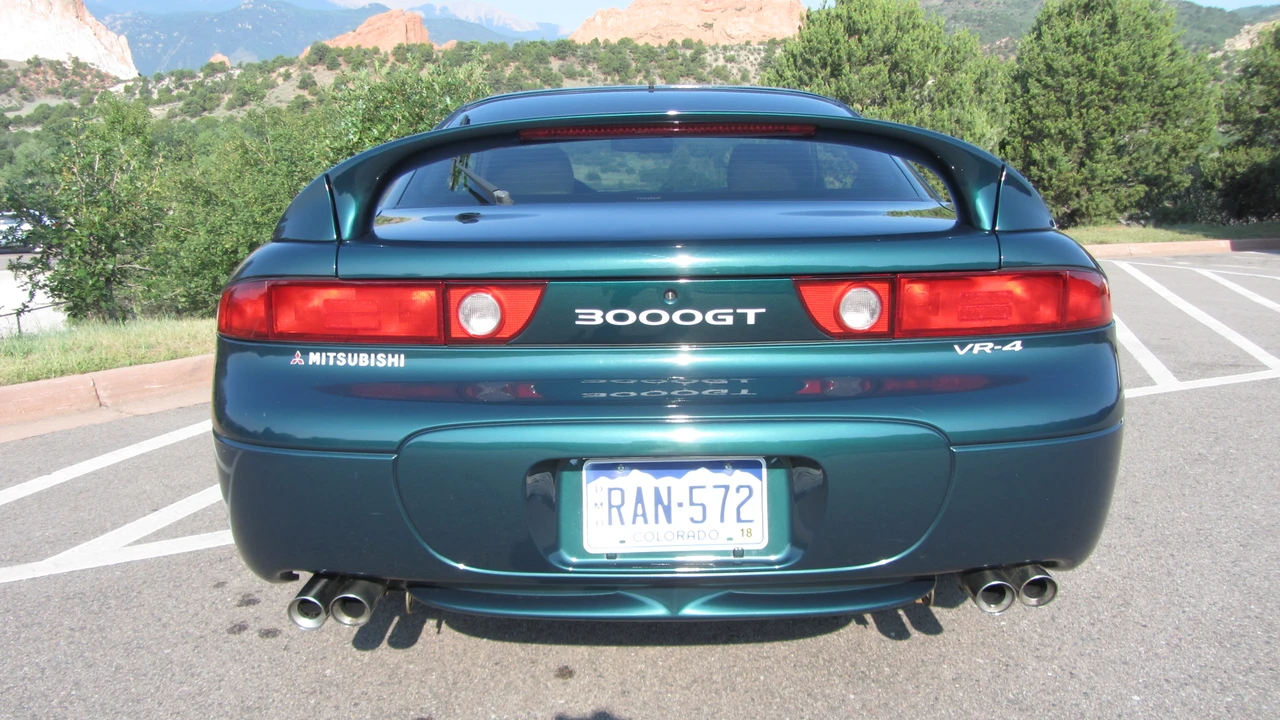 1997 Mitsubishi 3000GT Series 3 - Image 9 of 31