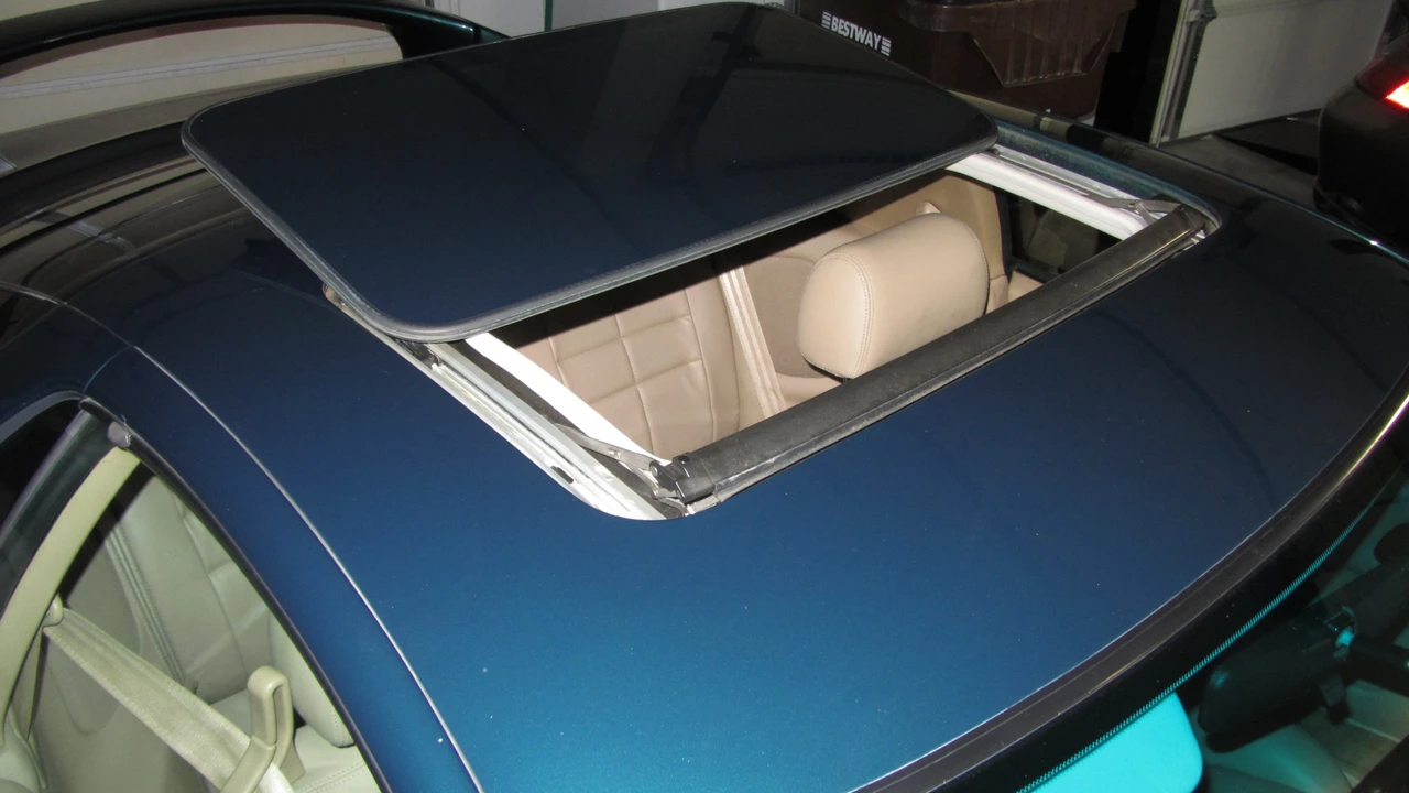 1997 Mitsubishi 3000GT Series 3 - Image 17 of 31