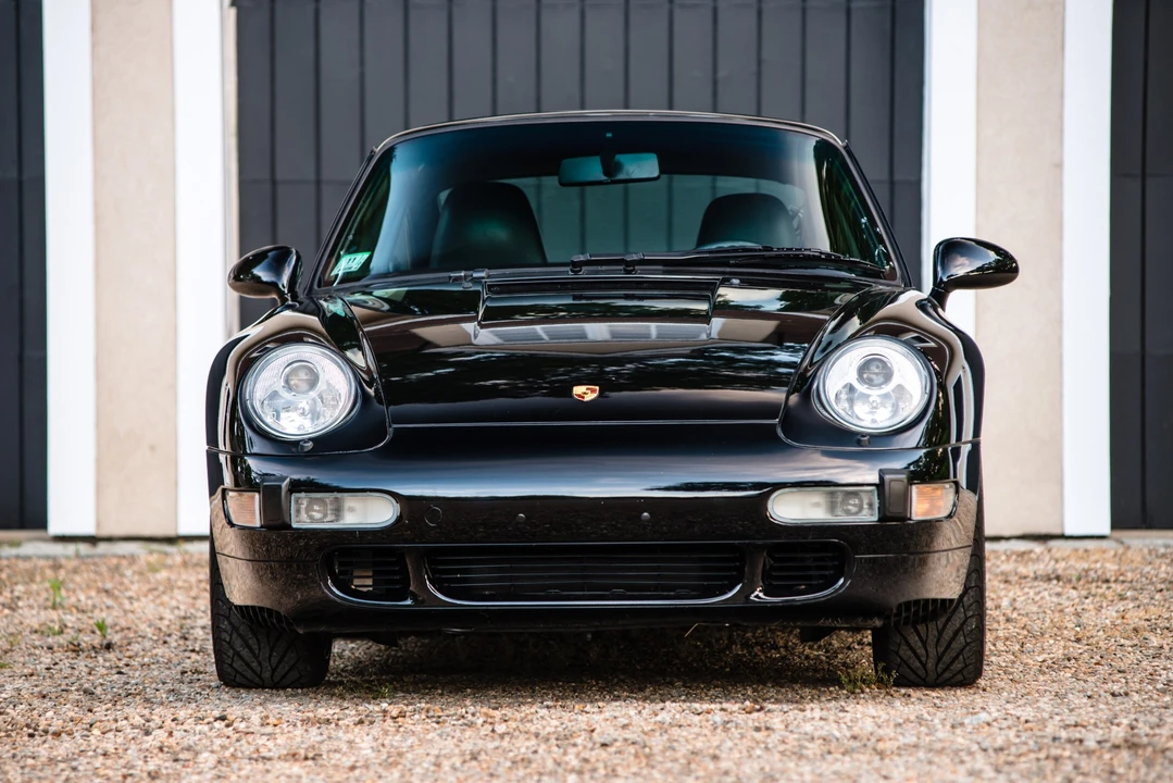 1997 Porsche 993 Carrera 4S - Image 8 of 31