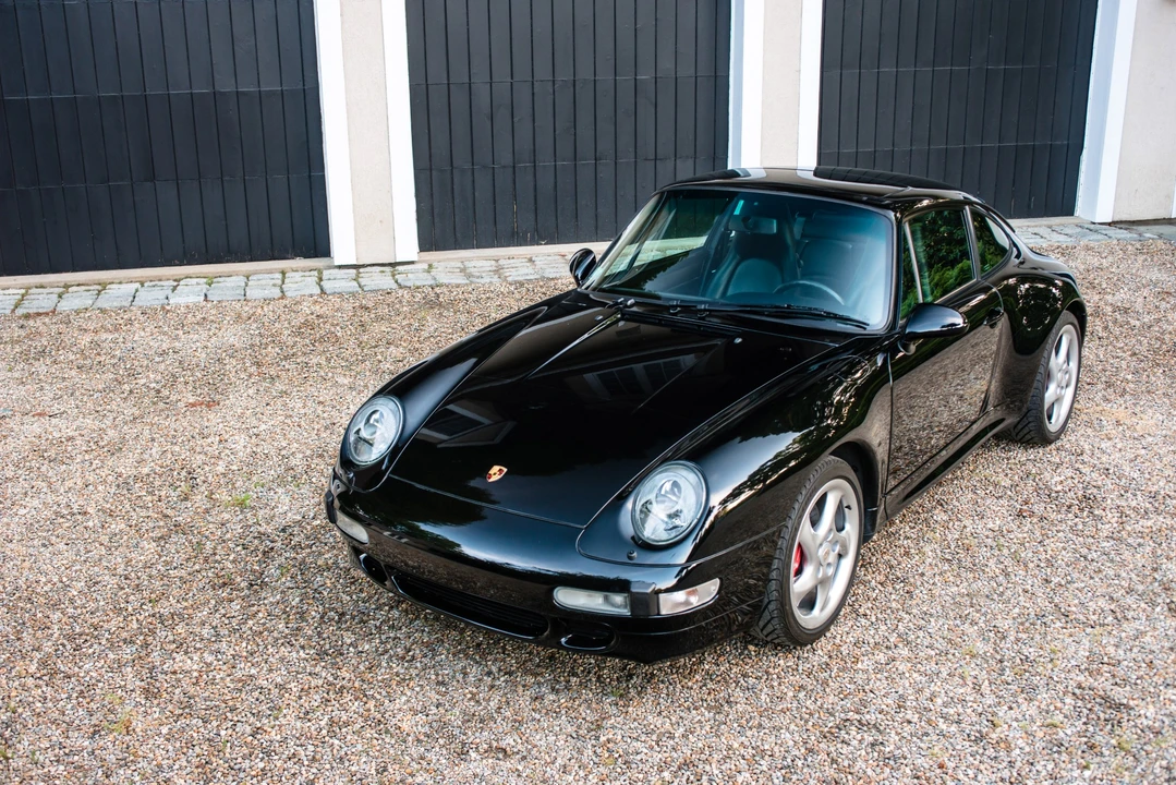 1997 Porsche 993 Carrera 4S - Image 15 of 31