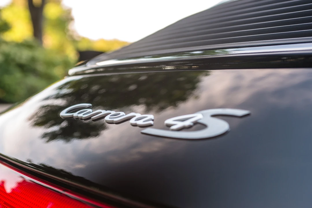 1997 Porsche 993 Carrera 4S - Image 27 of 31