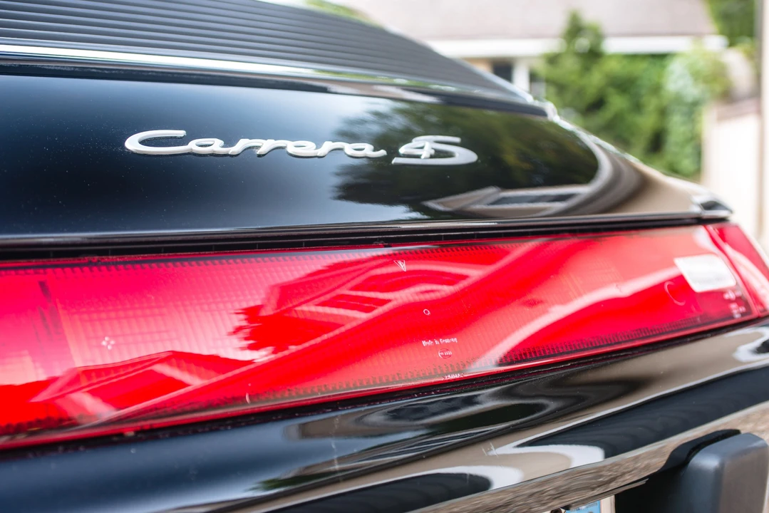 1997 Porsche 993 Carrera 4S - Image 29 of 31