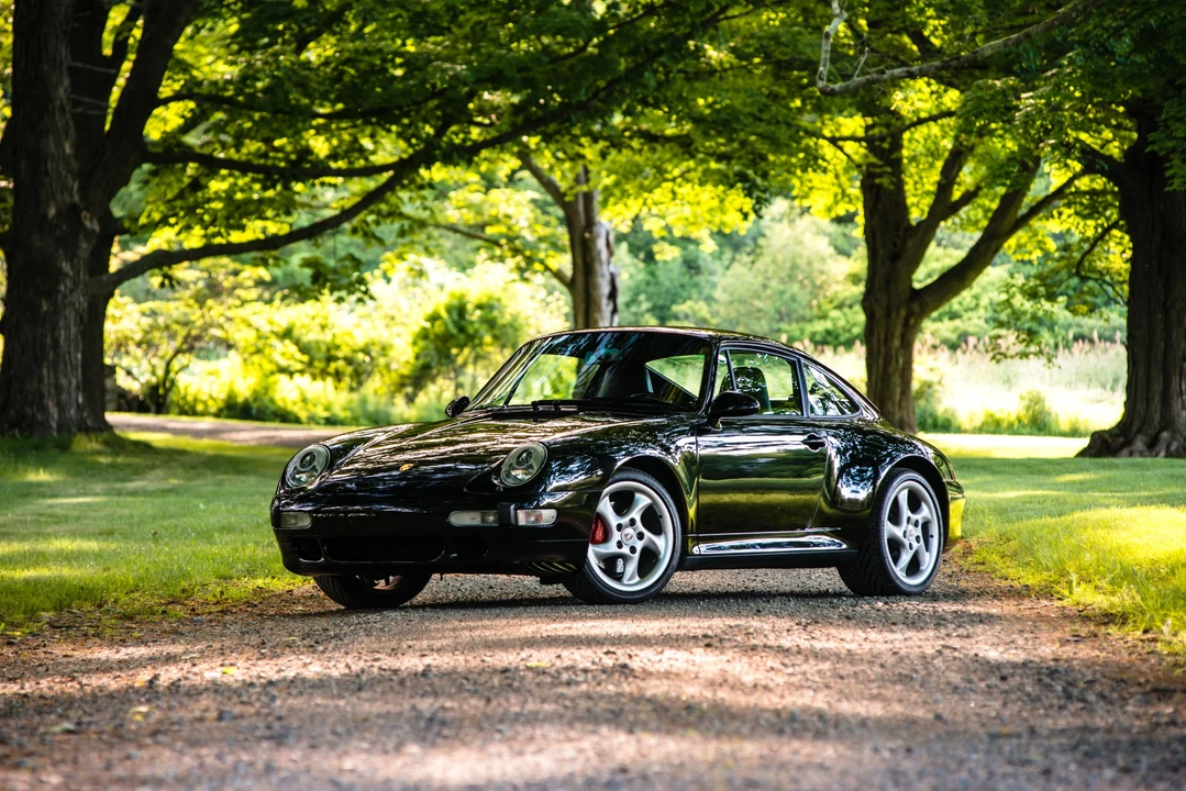 1997 Porsche 993 Carrera 4S - Image 5 of 31