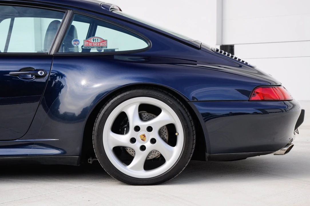 1997 Porsche 993 Carrera - Image 25 of 31