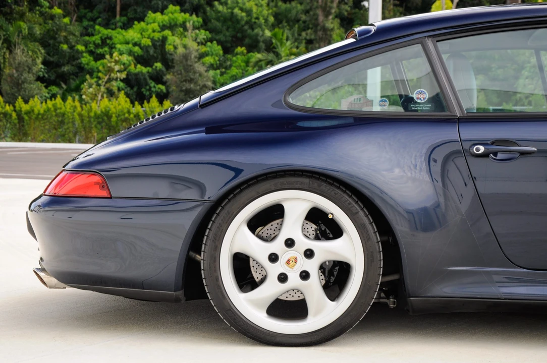 1997 Porsche 993 Carrera - Image 26 of 31