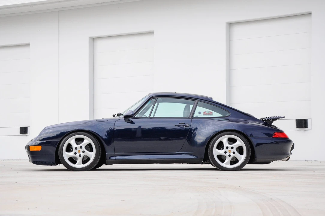 1997 Porsche 993 Carrera - Image 9 of 31