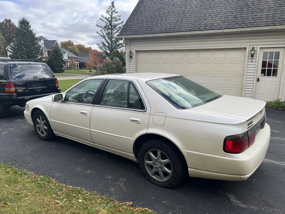1999 Cadillac Seville - Image 4 of 31