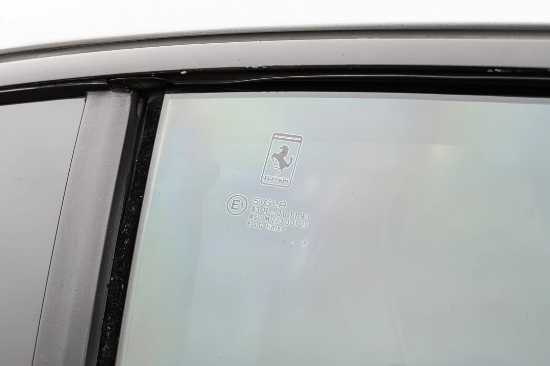 1999 Ferrari 550 Maranello - Image 30 of 31