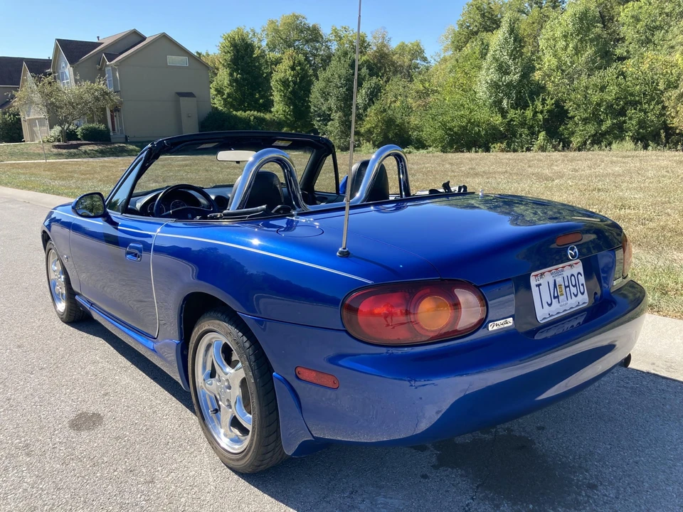 1999 Mazda NB MX-5 Miata - Image 9 of 31