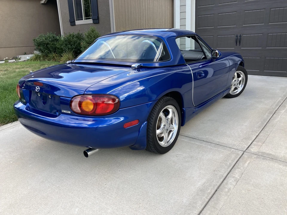 1999 Mazda NB MX-5 Miata - Image 4 of 31