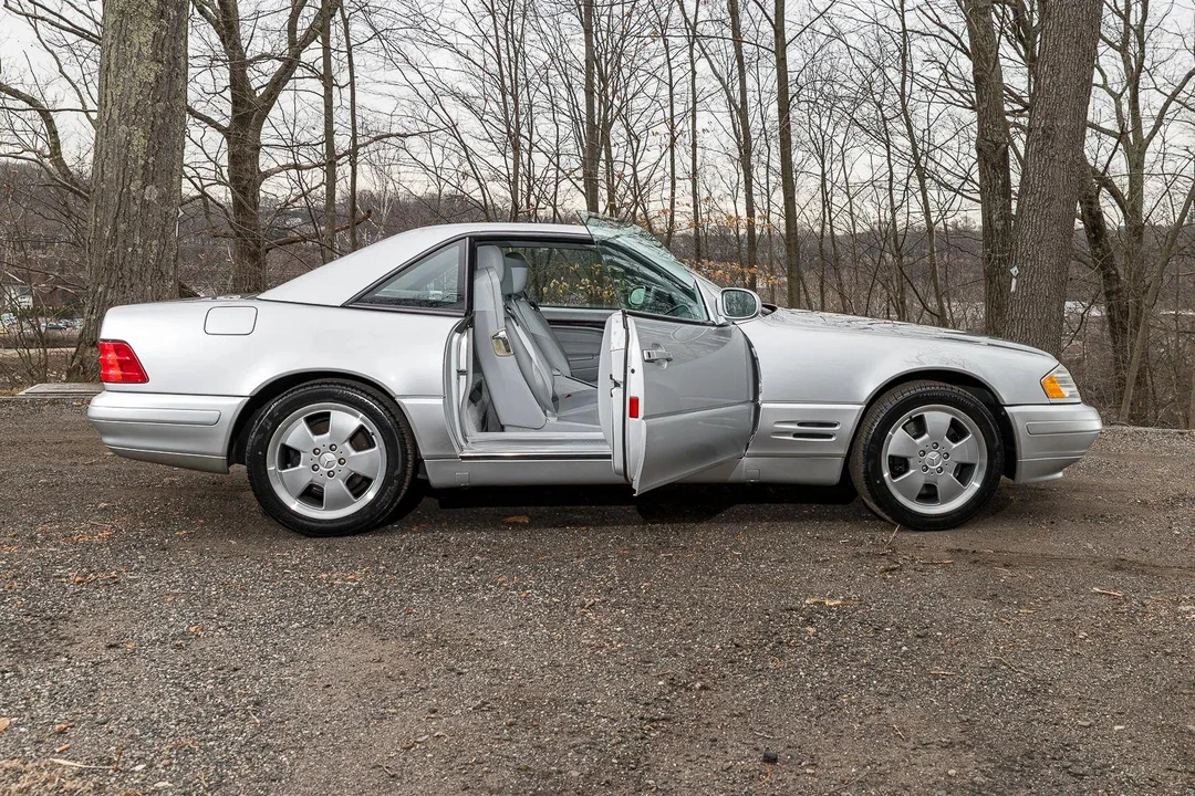 1999 Mercedes-Benz R129 SL-Class - Image 11 of 31