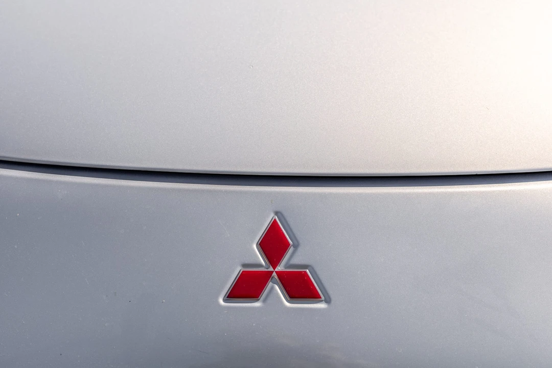 1999 Mitsubishi Eclipse 2nd Gen - Image 17 of 31
