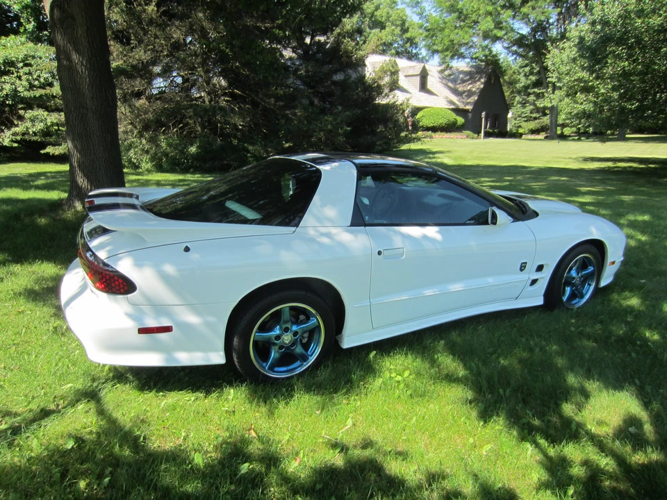 1999 Pontiac Firebird Trans Am 4th Gen - Image 5 of 31